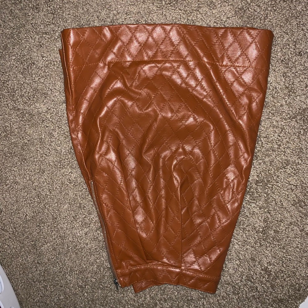 Leather skirt